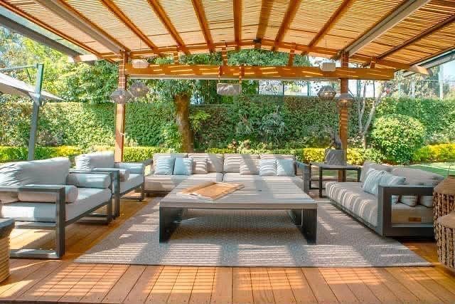 Moderna y lujosa  casa amueblada con amplio jardín, foto 1 de 33