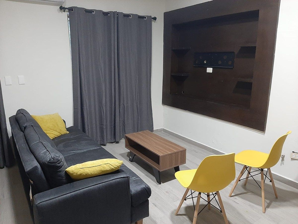 House in Del Valle Oriente, San Pedro Garza García, photo 2 of 5