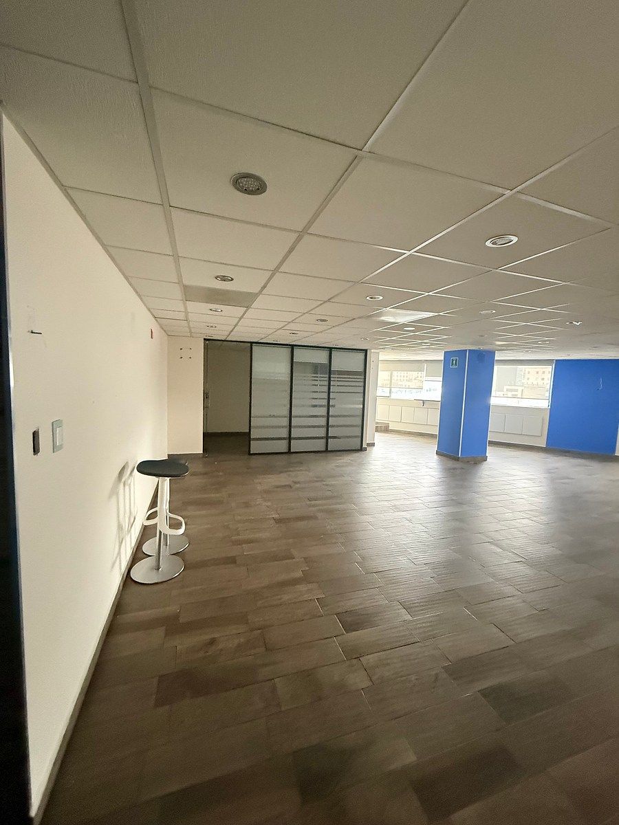OFFICE FOR RENT, photo 1 of 9