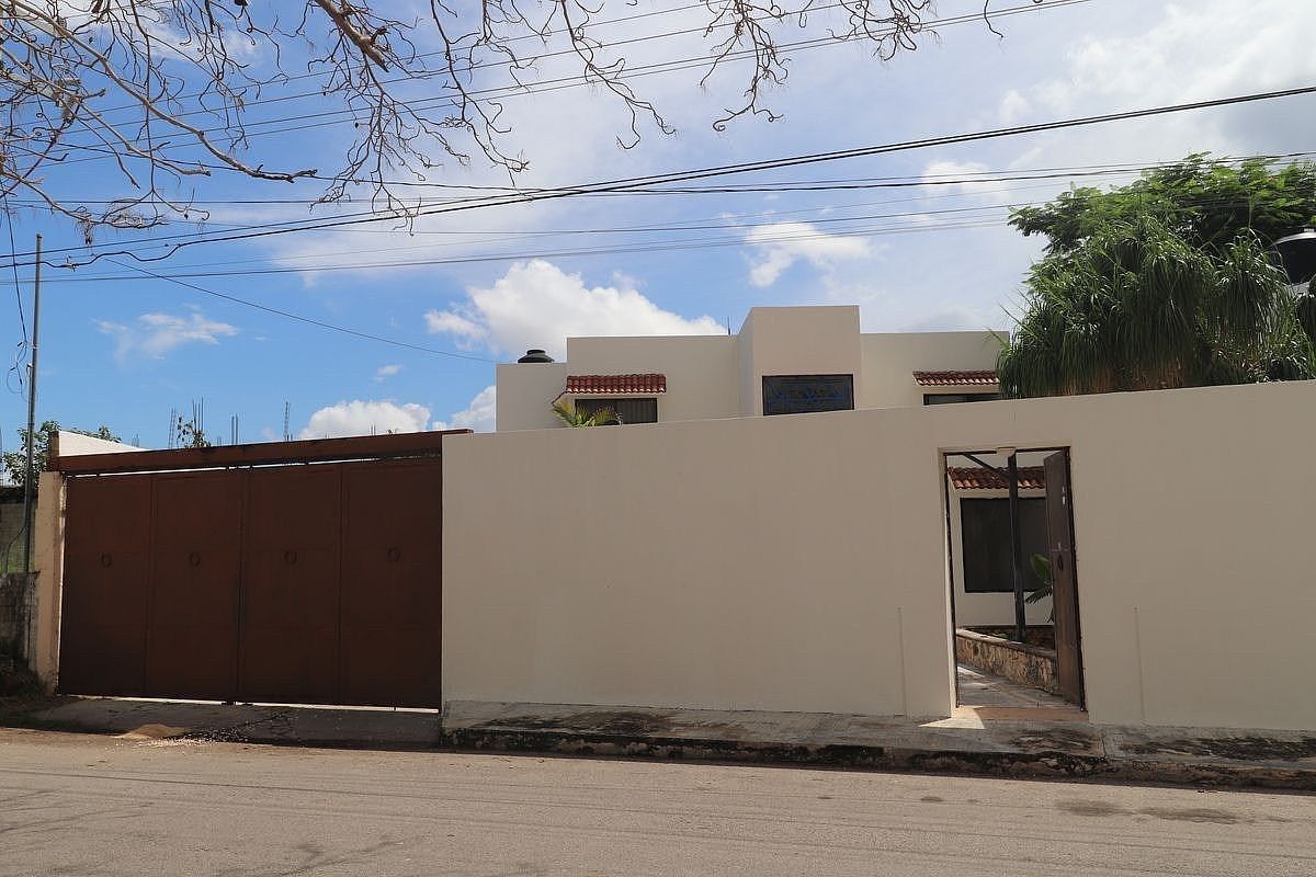Venda de Casa com Terreno Excedente em Benito Juarez Nte., foto 1 de 10