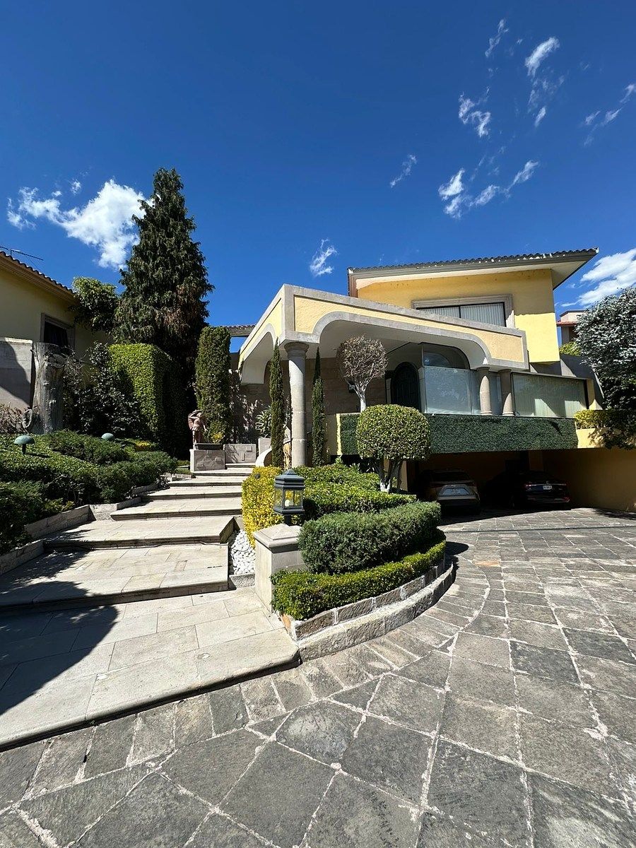 CASA EN VENTA EN JARDINES DEL PEDREGAL, foto 1 de 32