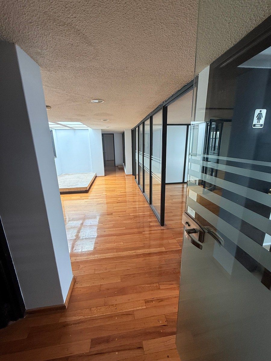 ESCRITÓRIO PARA ALUGUEL NO PENTHOUSE, foto 1 de 15
