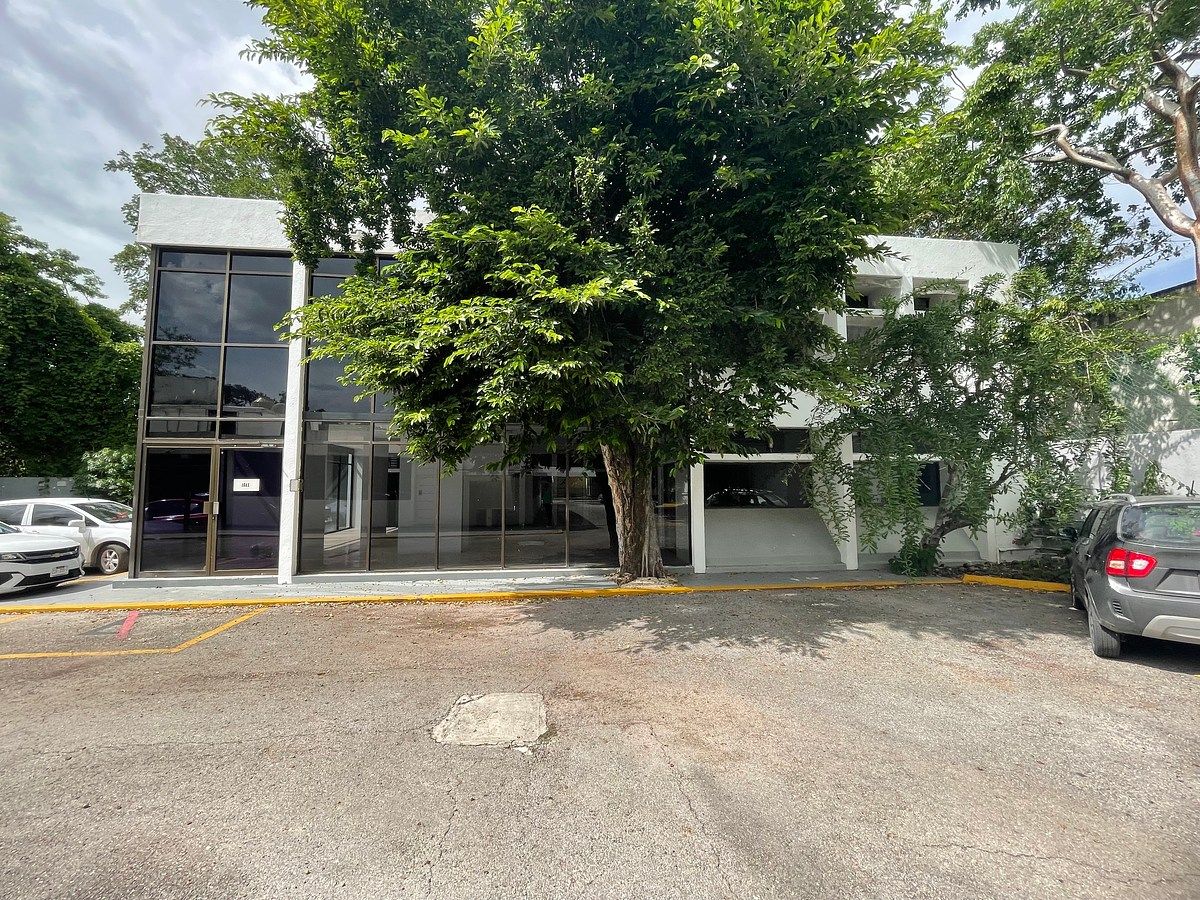 Amplio Edificio de 460 m2 en Renta Súper Ubicado ideal para Oficinas, foto 1 de 28