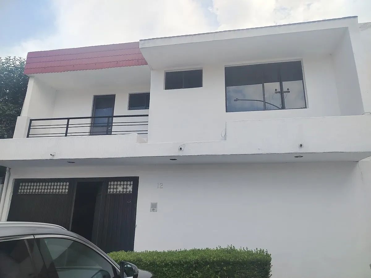 Sale of House in Satellite, Historians Circuit, photo 1 of 21