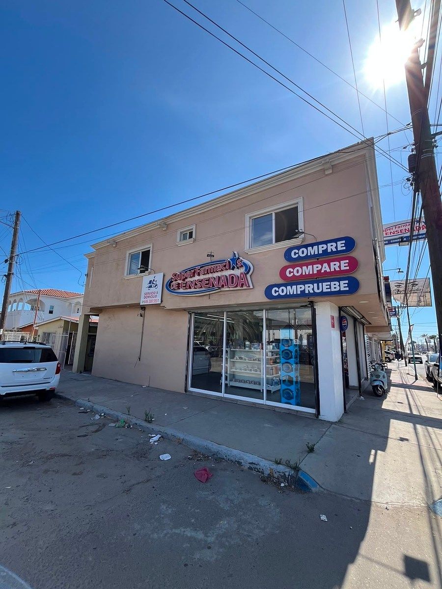 RENTA DE LOCAL COMERCIAL CALLE DELANTE, ENSENADA B.C., foto 1 de 18