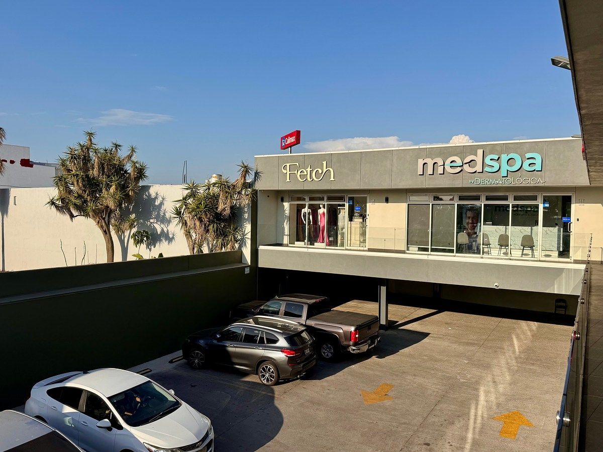 COMMERCIAL SPACE FOR RENT | COL. CACHO - PLAZA DARMHI, photo 1 of 15