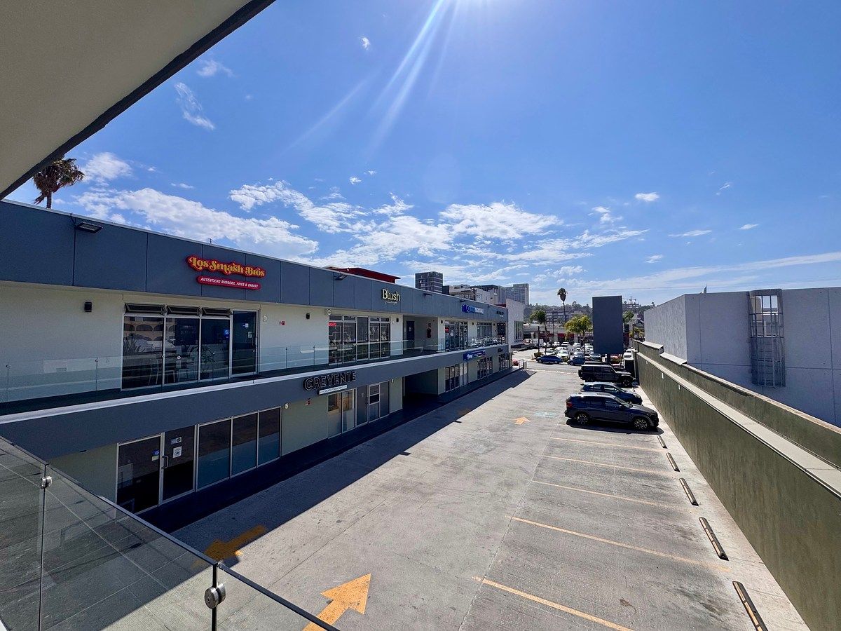 Retail Space in Madero (Cacho), Tijuana, photo 2 of 15
