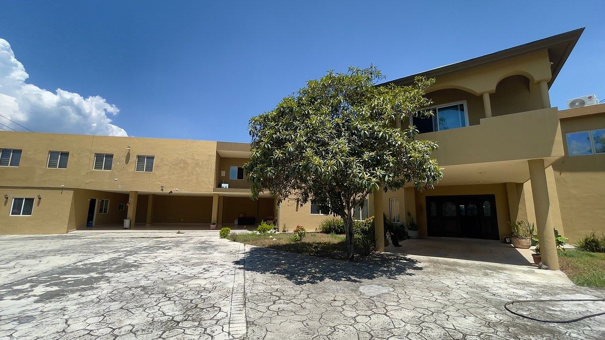 House in Yerbaniz, Santiago, photo 6 of 14