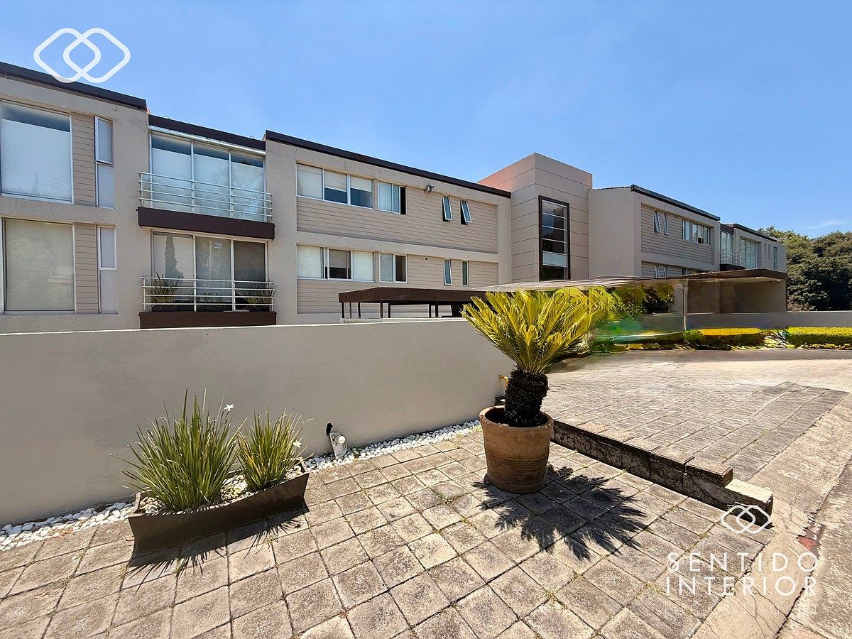 Apartment with garden in Lomas Country, photo 1 of 21