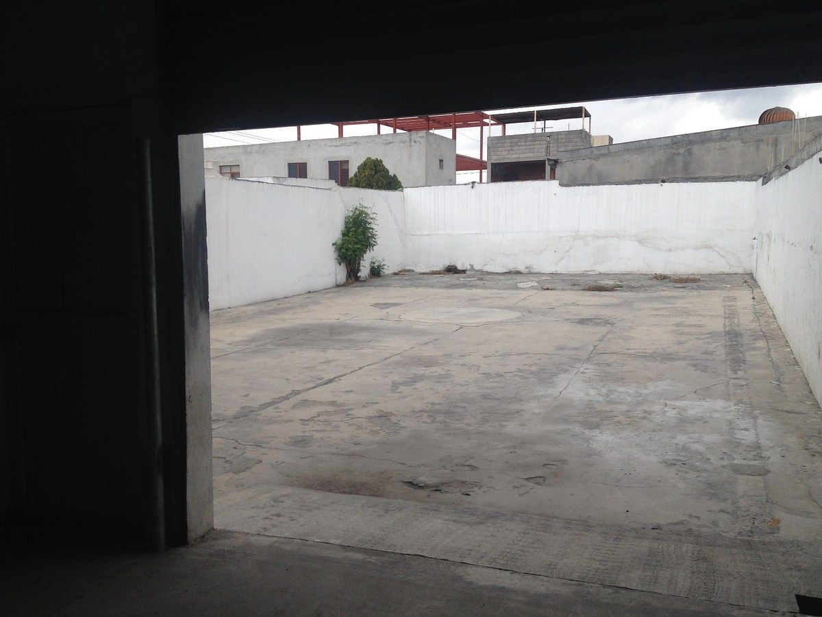 Commercial Storage Unit in Monterrey Centro, Monterrey, photo 2 of 7