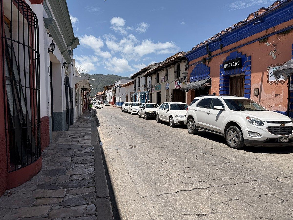 Fachada 2, photo 2 of 18