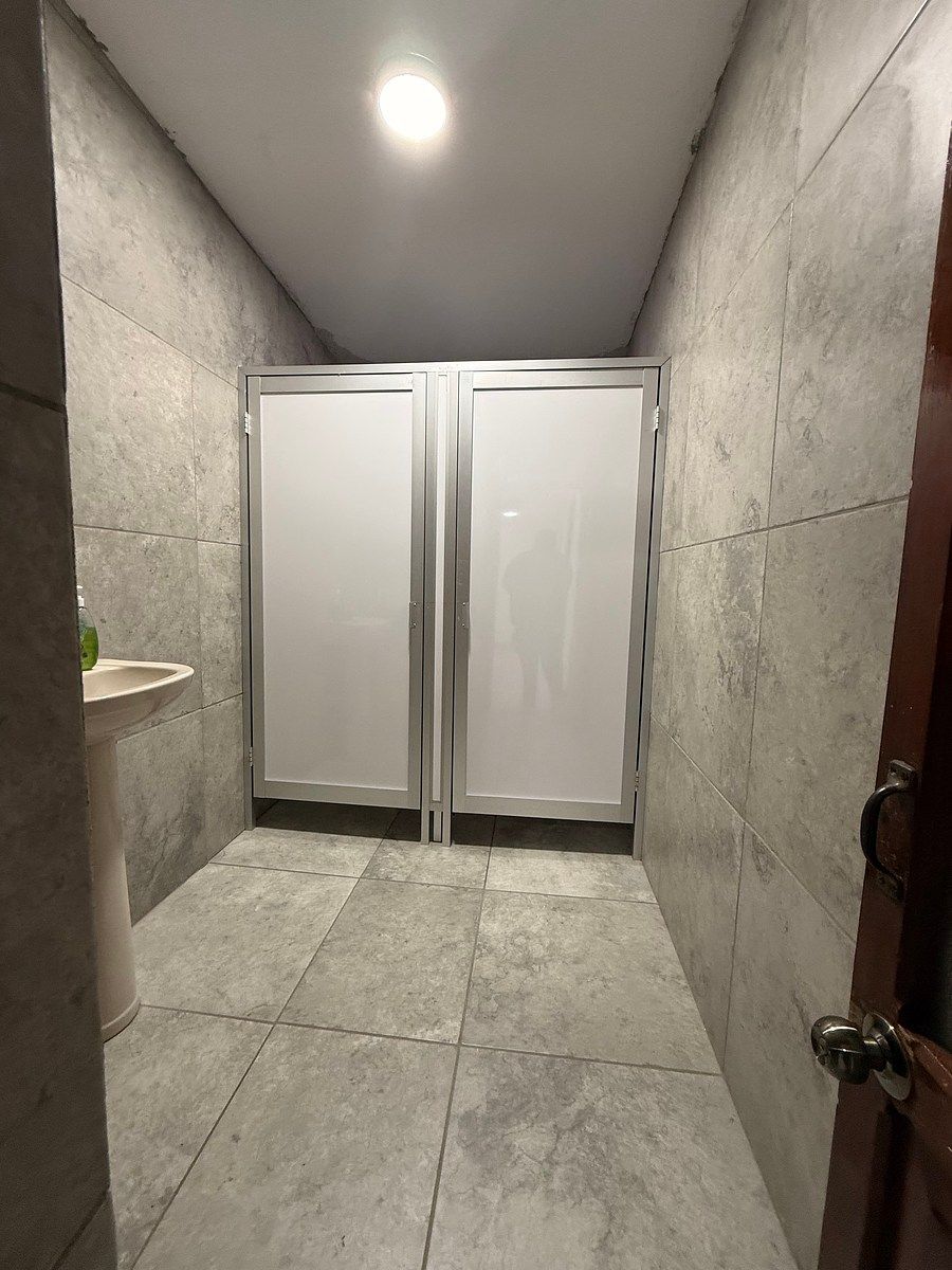 Baño compartido, photo 13 of 18
