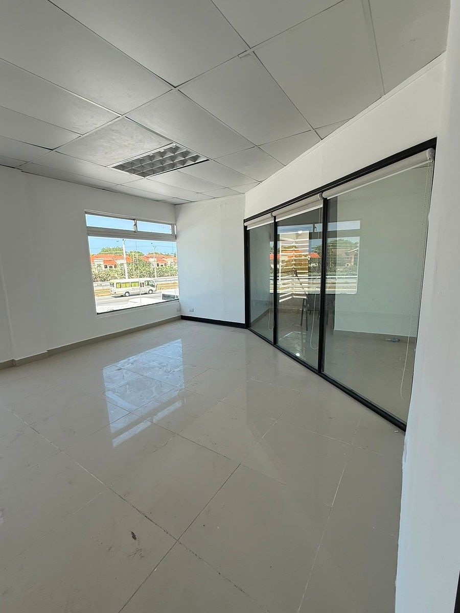 Local Comercial en Cocotal, Punta Cana, foto 8 de 13
