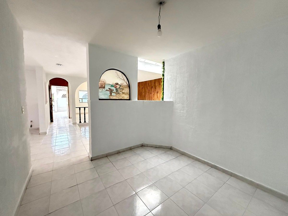 Casa em Colinas del Cimatario, Querétaro, foto 5 de 24