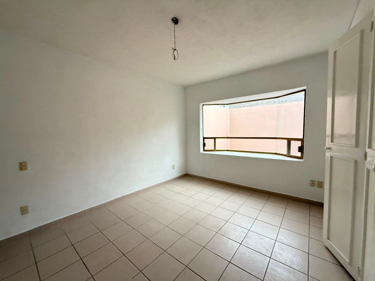 Casa em Colinas del Cimatario, Querétaro, foto 17 de 24