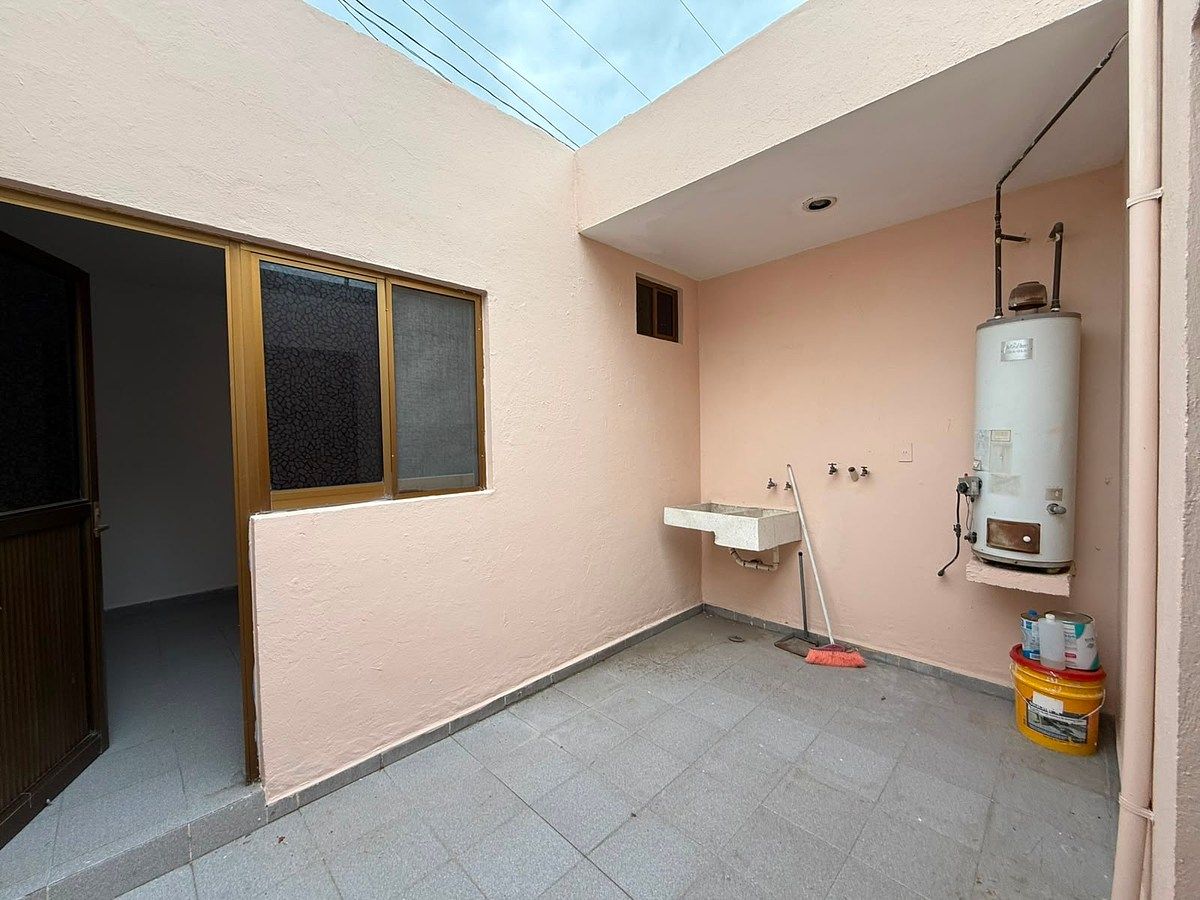 Casa em Colinas del Cimatario, Querétaro, foto 21 de 24