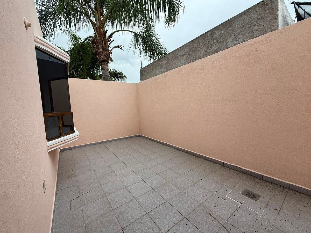 Casa em Colinas del Cimatario, Querétaro, foto 22 de 24