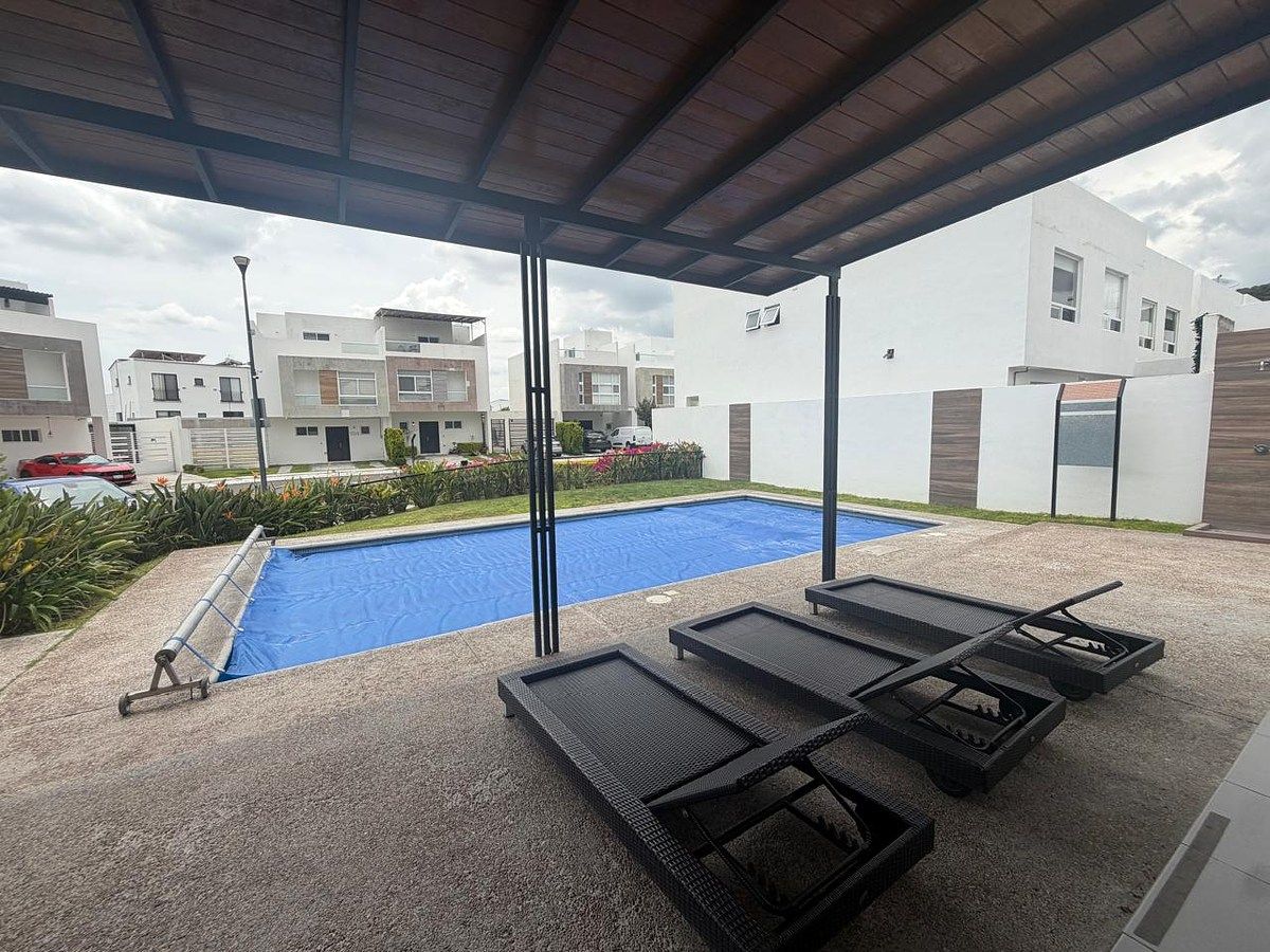 Casa en condominio en Paseo San Junípero, Querétaro, foto 2 de 22