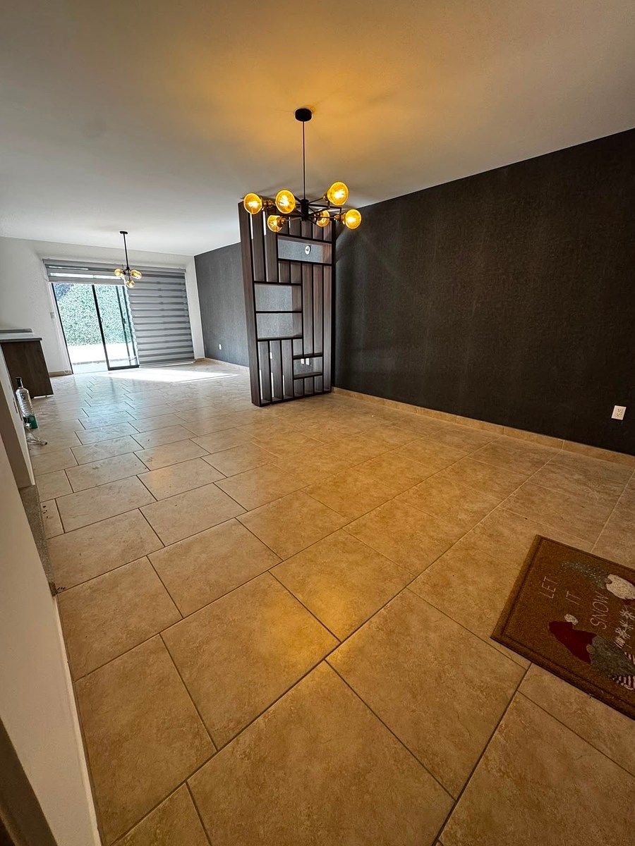 House in Gated Community in Residencial el Refugio, Querétaro, photo 2 of 17