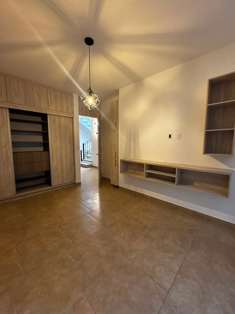 House in Gated Community in Residencial el Refugio, Querétaro, photo 9 of 17