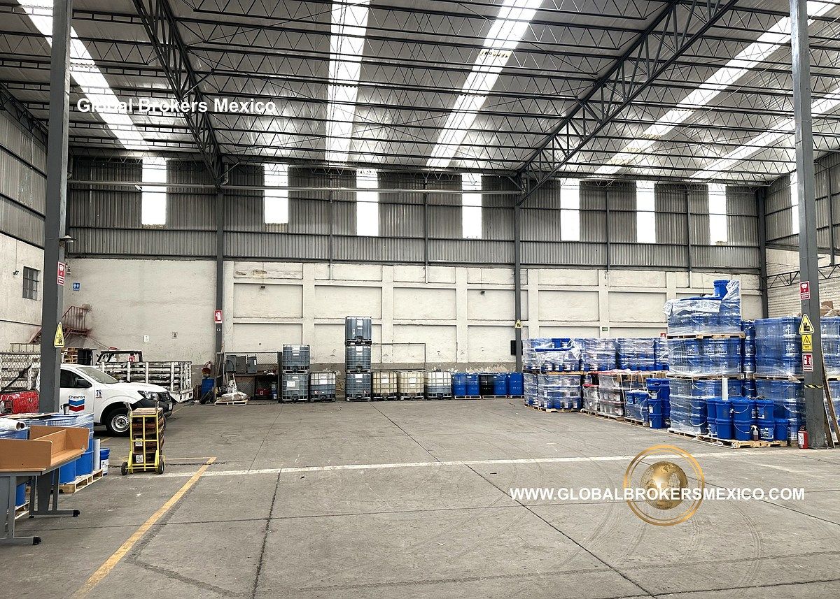 Commercial Storage Unit in La Aurora, Guadalajara, photo 4 of 18