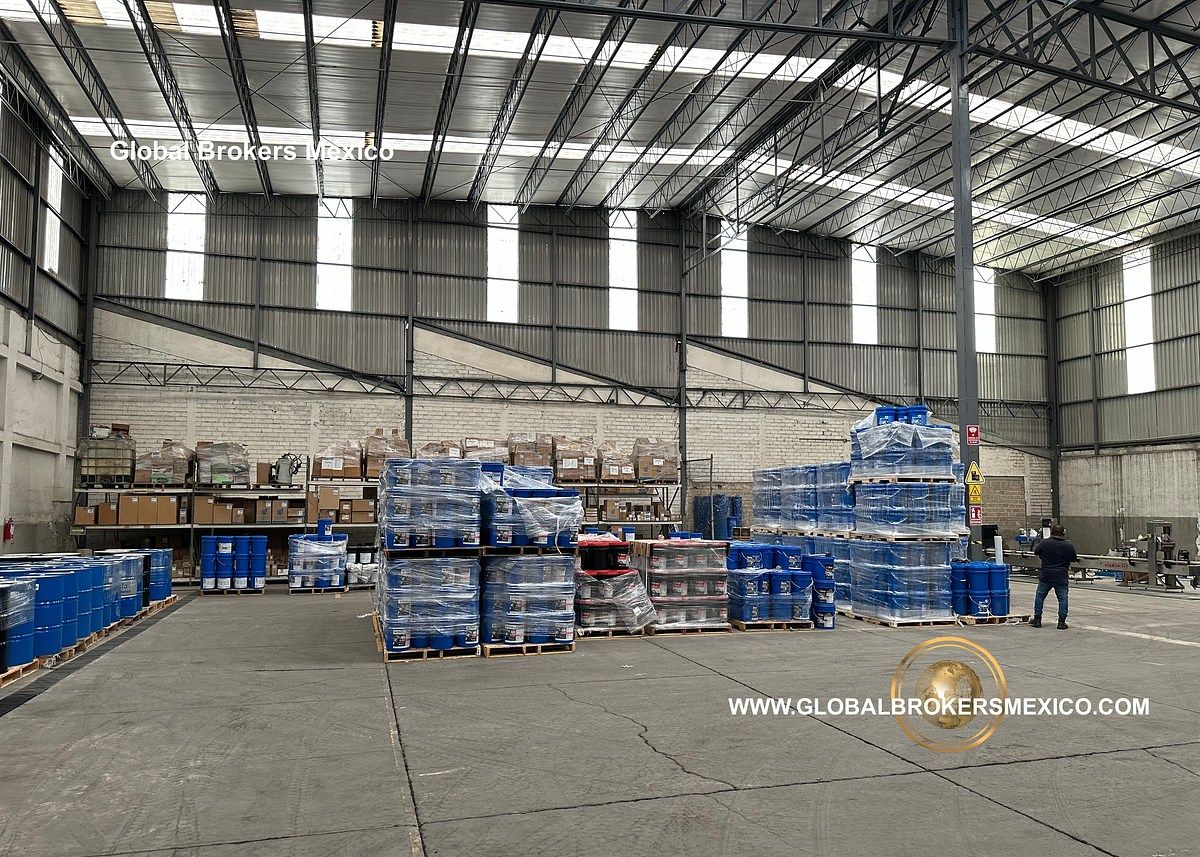 Commercial Storage Unit in La Aurora, Guadalajara, photo 5 of 18