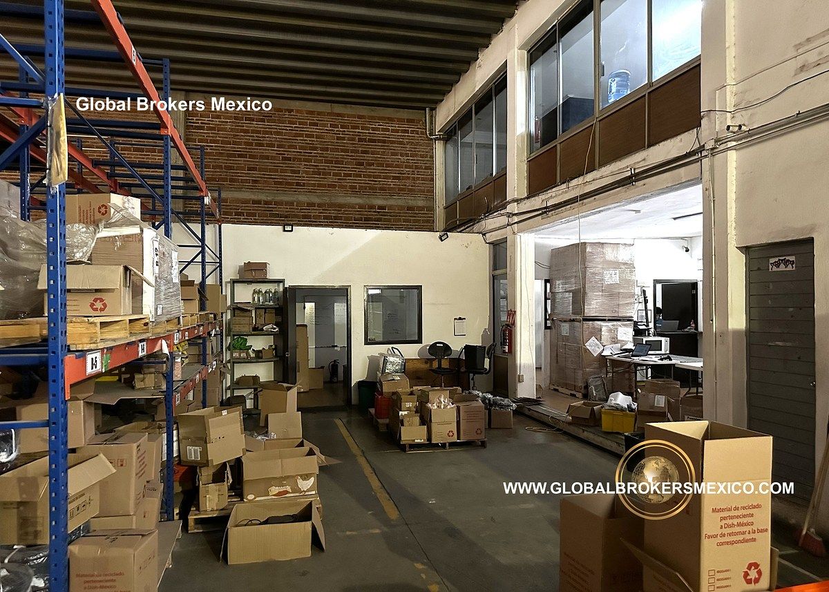 Commercial Storage Unit in La Aurora, Guadalajara, photo 7 of 19