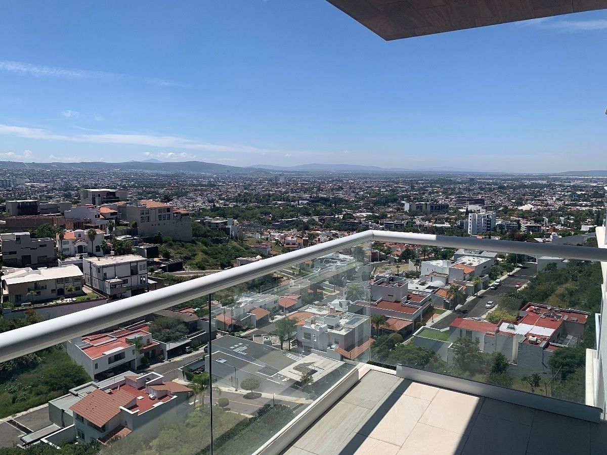 LUXURIOUS APARTMENT ELITE TOWER / Climb to the Bell Tower, photo 1 of 12