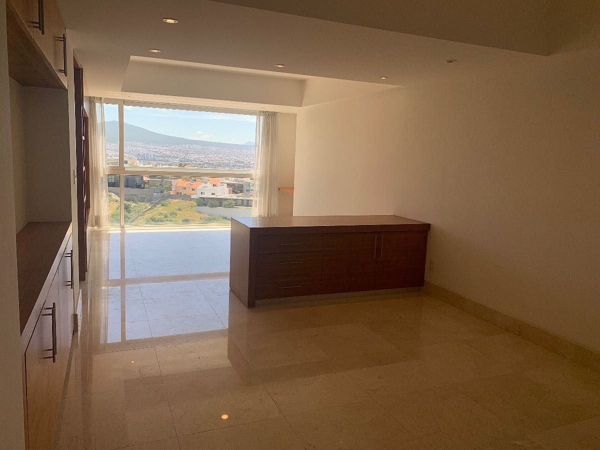Apartment in El Campanario, Querétaro, photo 5 of 12