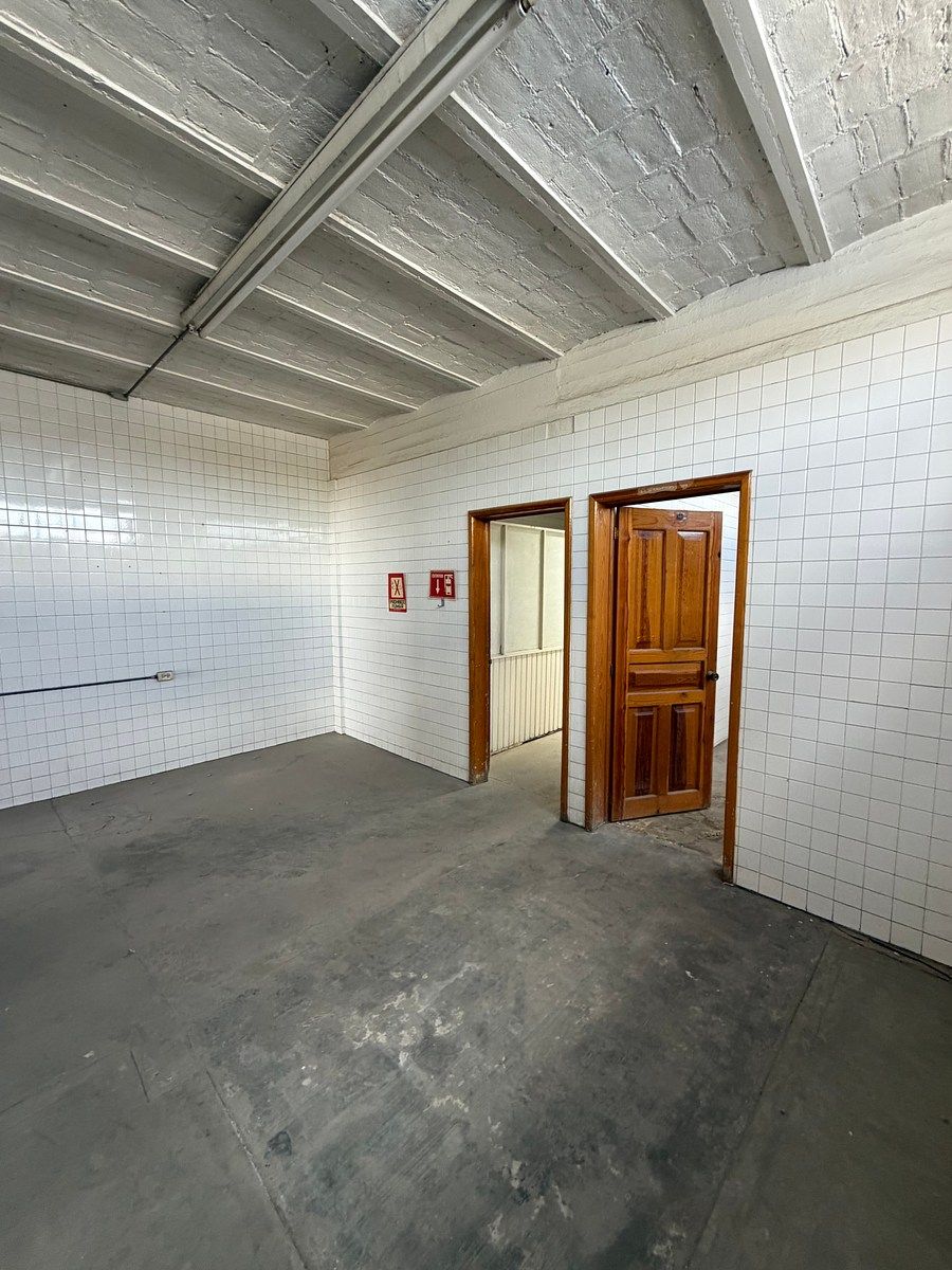 WAREHOUSE FOR RENT/SALE IN DOWNTOWN AGUASCALIENTES, photo 1 of 28