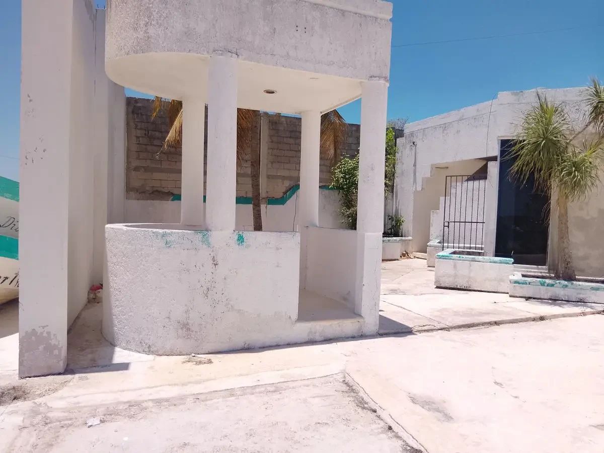 Building in Celestun, Celestún, photo 5 of 27