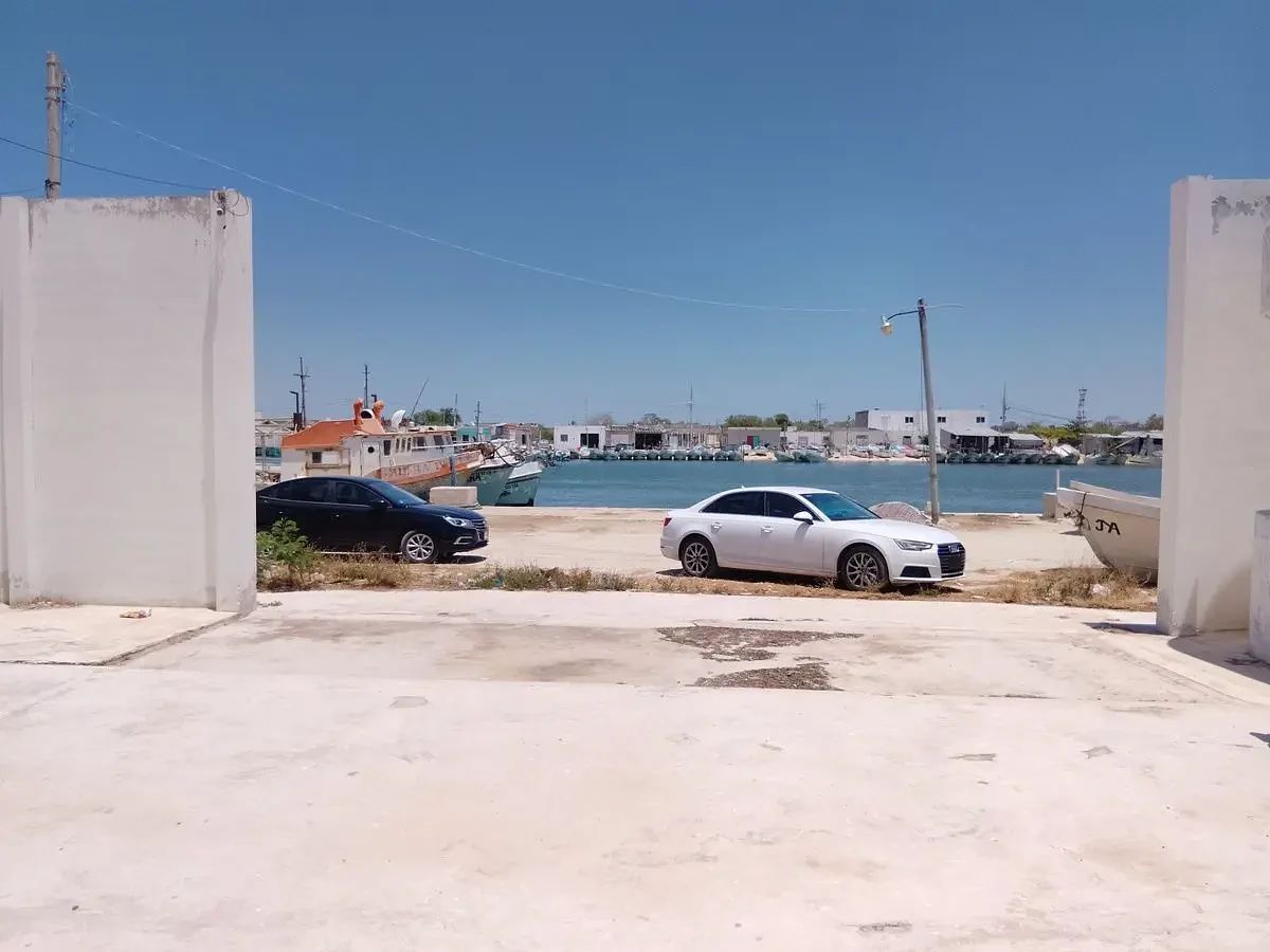 Building in Celestun, Celestún, photo 27 of 27