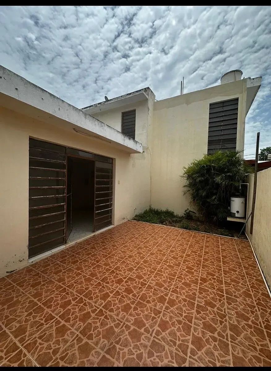 House in García Gineres, Mérida, photo 7 of 19