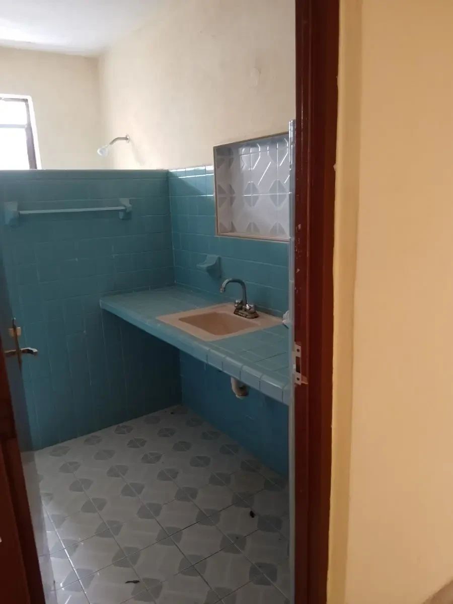 House in García Gineres, Mérida, photo 11 of 19