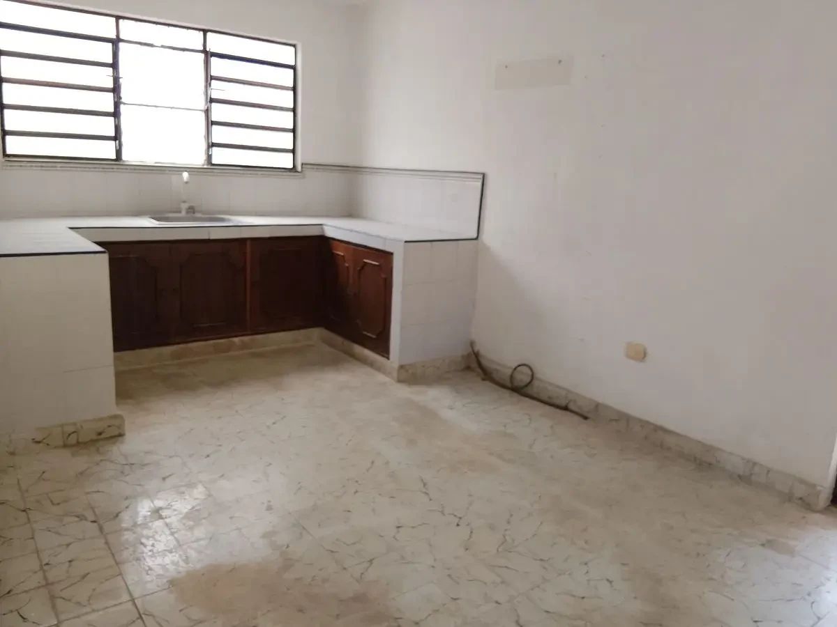 House in García Gineres, Mérida, photo 13 of 19