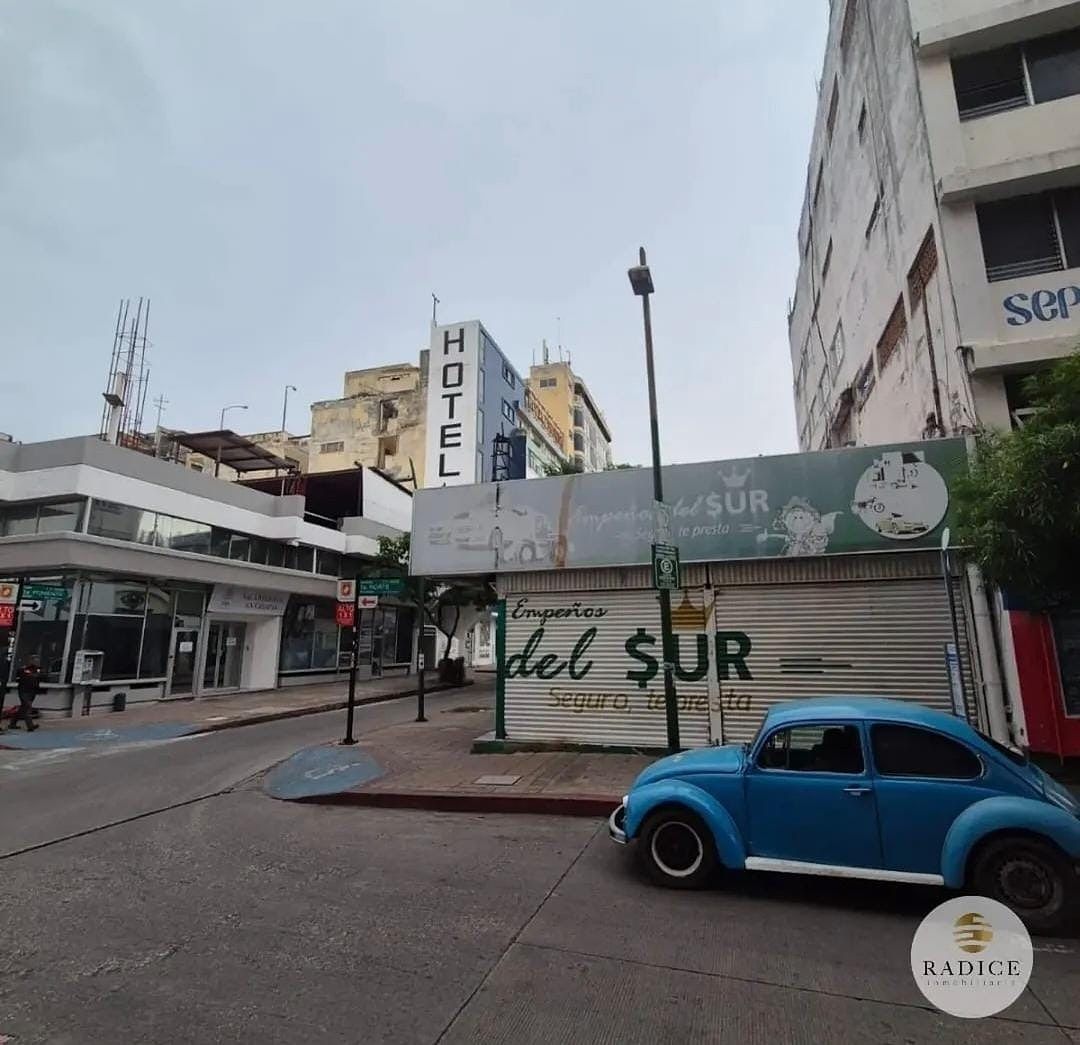 FOR RENT: Corner LOCAL in the CENTER of TUXTLA GTZ!, photo 1 of 6