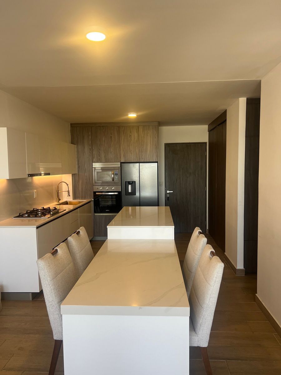 DEPARTAMENTO AMUEBLADO TORRE LIVO, foto 1 de 15
