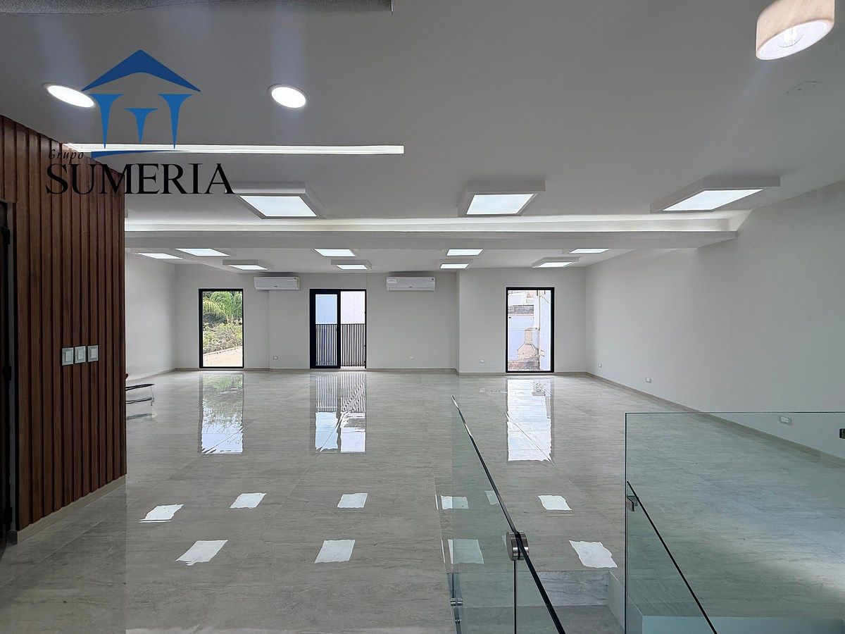 Oficina en Cerrada de Cumbres, Chihuahua, foto 10 de 19