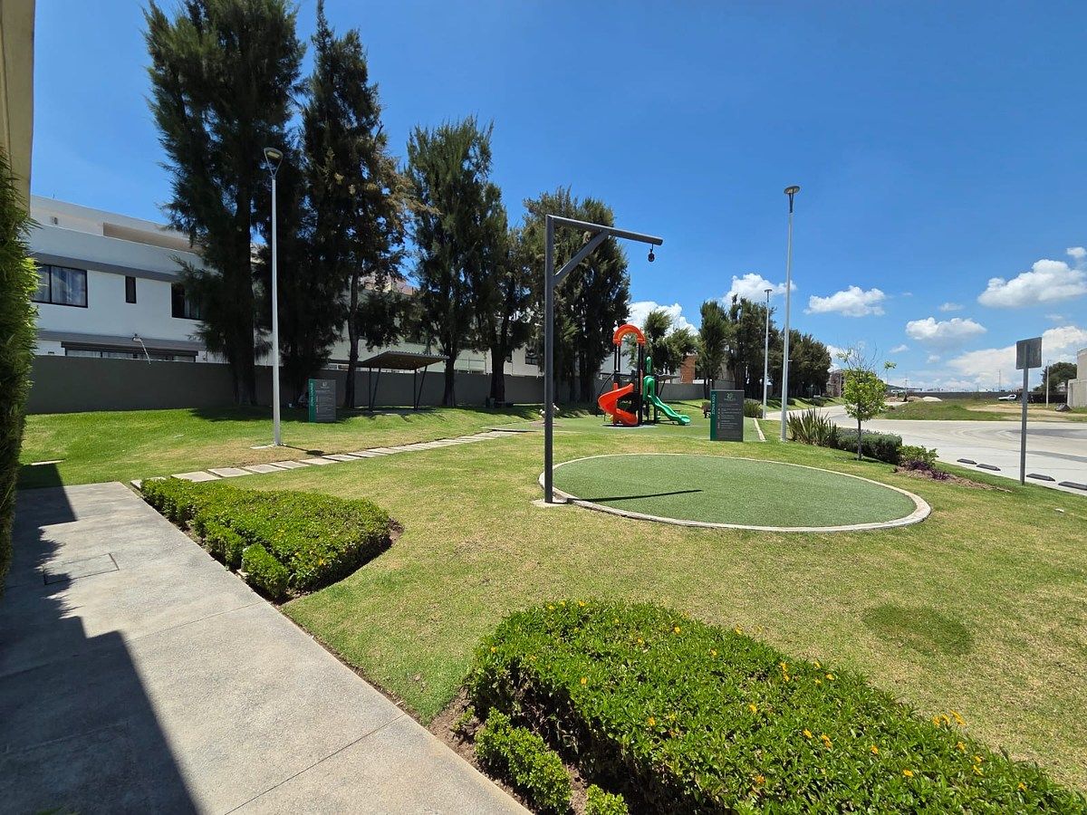 Lote em Valle Imperial, Zapopan, foto 6 de 9