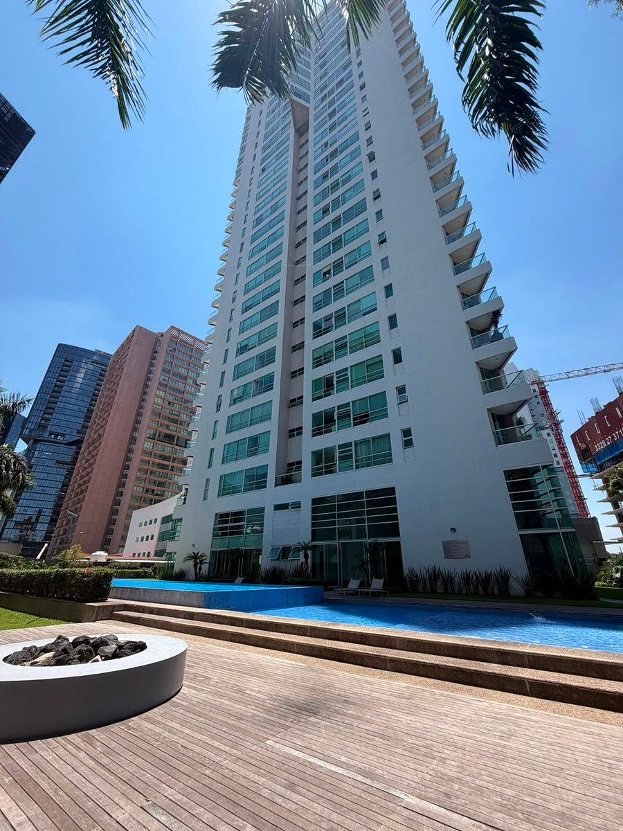 À venda APARTAMENTO MOBILIADO na Torre TITANIUM Andares, foto 1 de 20