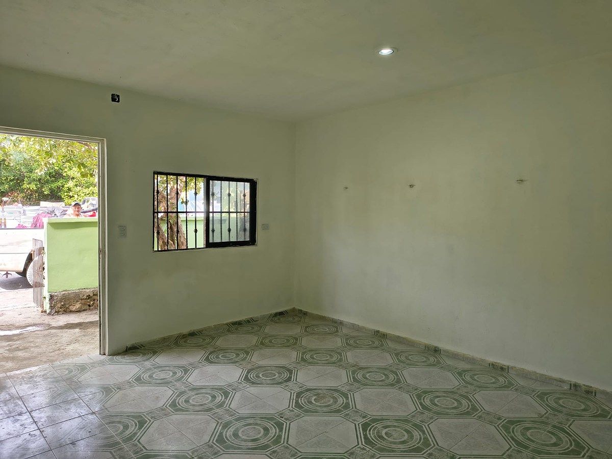 Casa en Amalia Solorzano, Mérida, foto 2 de 12
