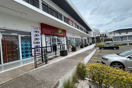 FOR RENT LOCAL IN COLINAS DEL SANTUARIO