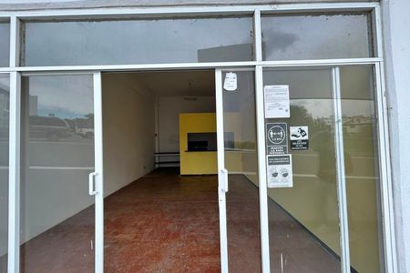 FOR RENT LOCAL IN COLINAS DEL SANTUARIO