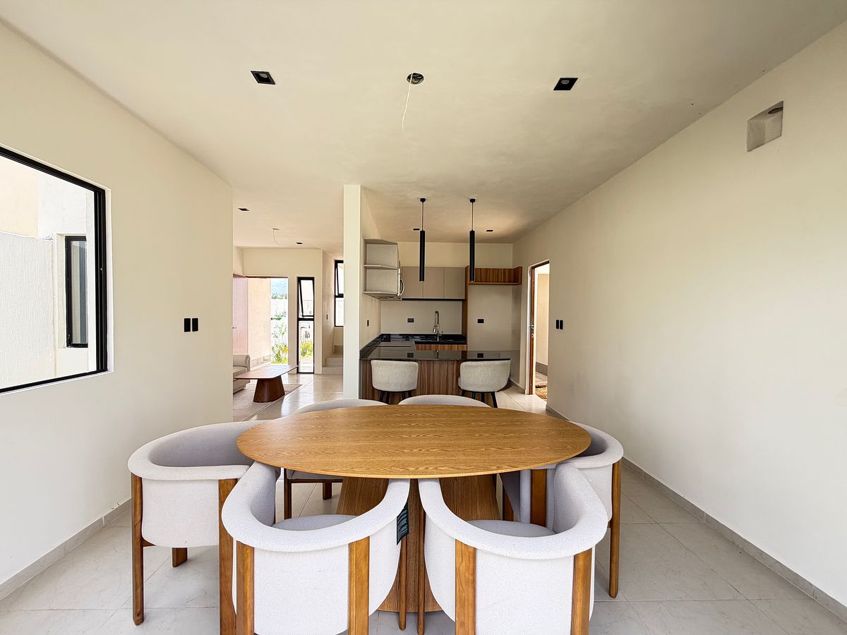 Casa em Tixcacal Opichen, Mérida, foto 4 de 23