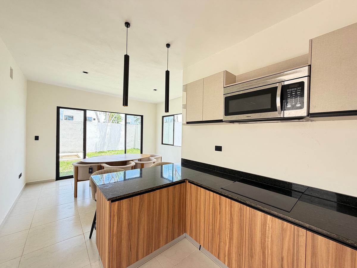 Casa em Tixcacal Opichen, Mérida, foto 6 de 23