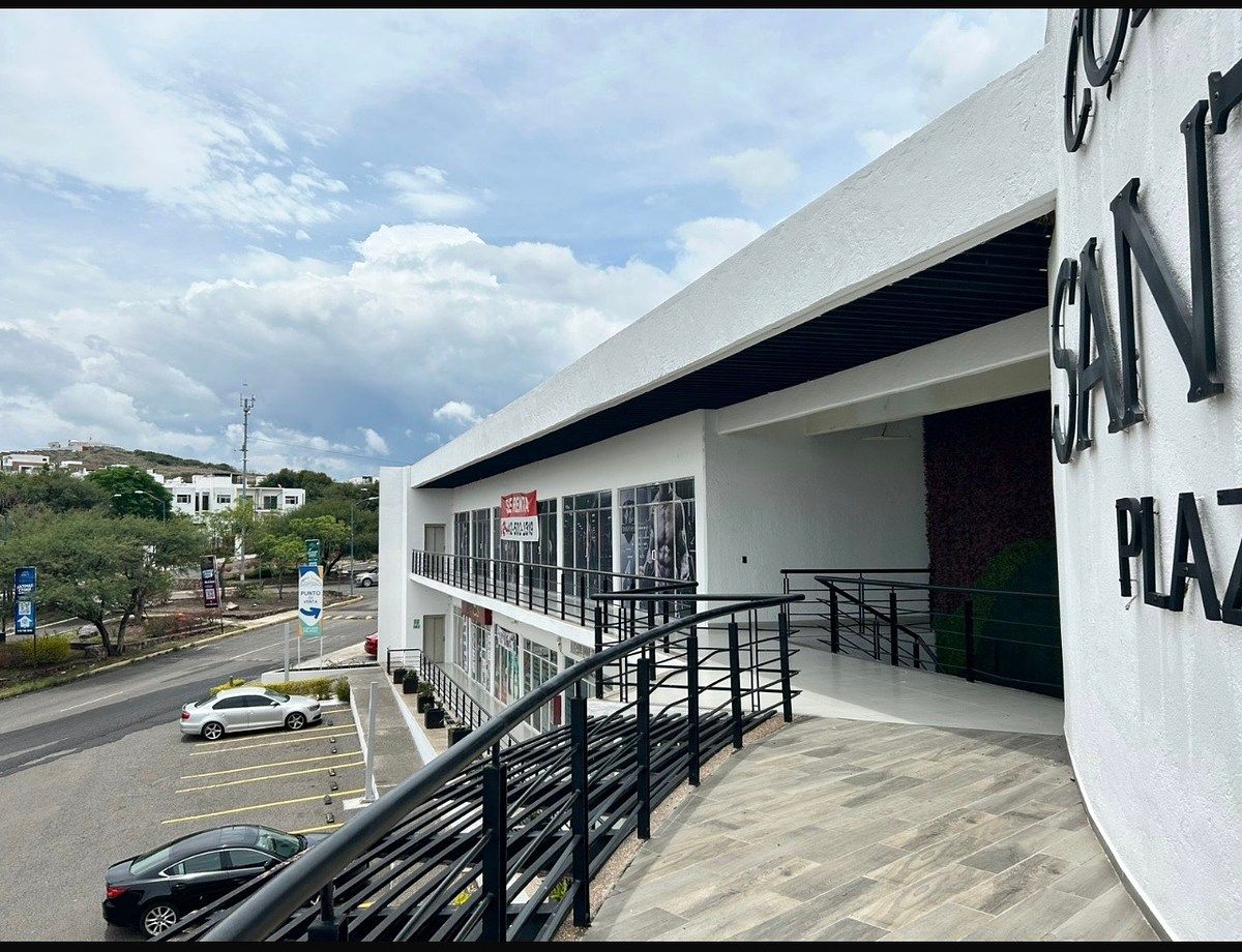 FOR RENT COMMERCIAL SPACE COLINAS DEL SANTUARIO, photo 1 of 8