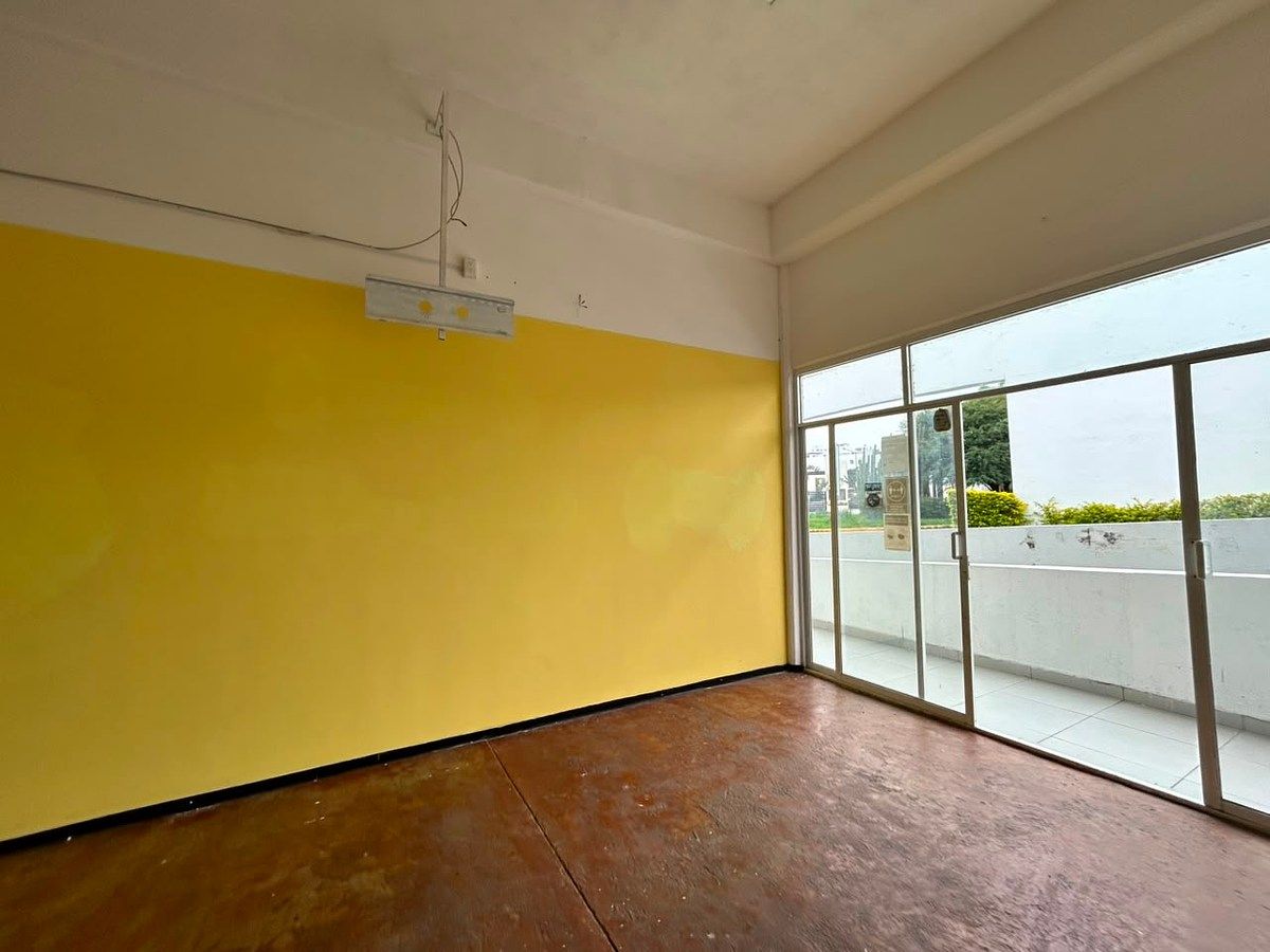 Retail Space in Los Olvera, Corregidora, photo 7 of 8