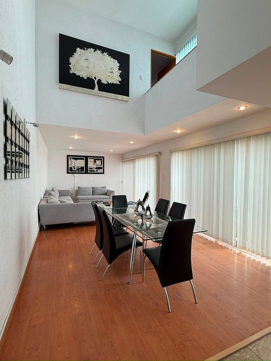 Casa amueblada en renta en Villas del Pedregal | 3 recámaras con baño completo y, foto 1 de 22