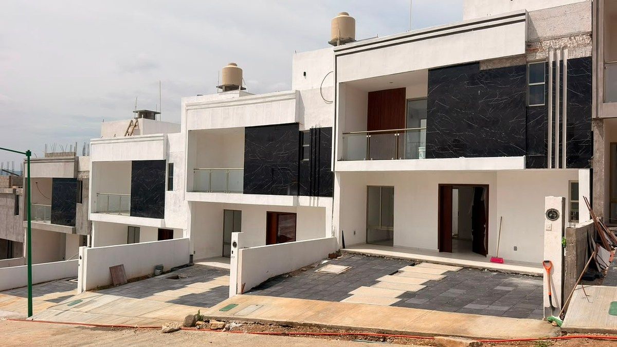 TU CASA EN VALLE DORADO AL NORTE PTE DE TUXTLA, foto 1 de 12