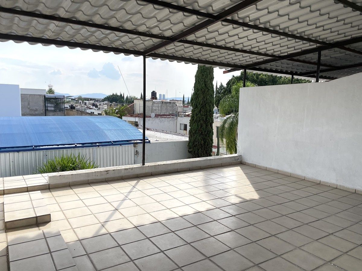 House in Bosques de La Victoria, Guadalajara, photo 10 of 15